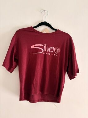 Silver Jeans Co Burgundy Cropped Graphic Tee M Casual Logo T-Shirt